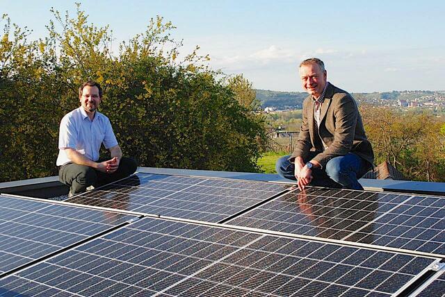 GfGR Manfred Denk (Obmann des Schulausschusses der NMS Etsdorf) und Energiegemeinderat Martin Hofbauer (e5-Gemeinde Mautern) ziehen in Sachen Klimaschutz an einem Strang