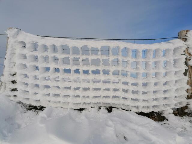 Schneegebilde im Netz auf der Handalm | Foto: Reiterer