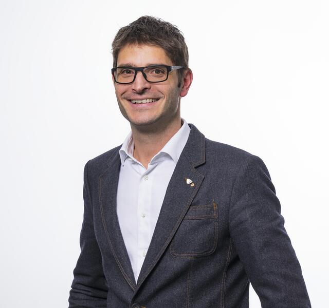 Der Wirtschaftsbund-Bezirksobmann von Landeck Michael Gitterle, freut sich über Öffnungsschritte. | Foto: Wirtschaftsbund Tirol 