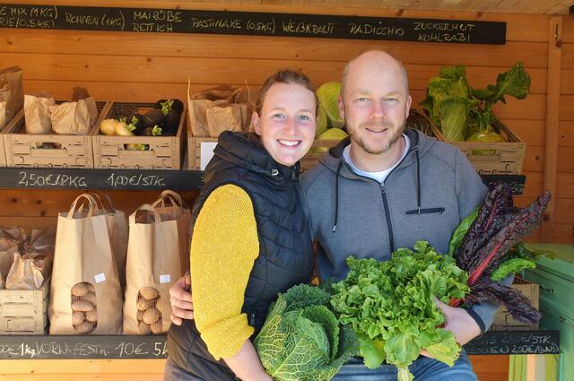 Seit Oktober 2020 betreiben Michaela Kois und Johannes Phillips eine Selbstbedienungshütte in Bad St. Leonhard