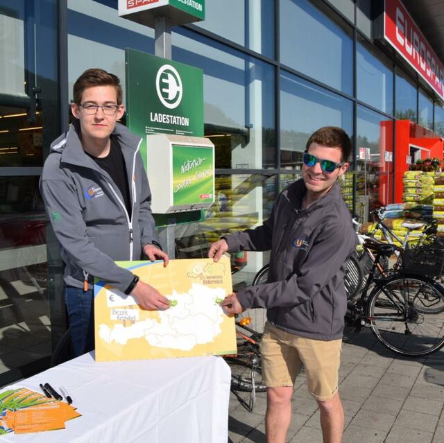 Martin Ölsinger und Landjugend-Bezirksleiter Florian Pointl. | Foto: LJ Bezirk Kirchdorf