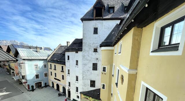Blick aus dem neuen Trakt in die Vorderstadt. | Foto: Kogler