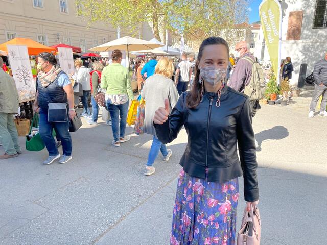 Bundesrätin Doris Berger-Grabner gefällt der Genussmarkt! | Foto: Doris Necker