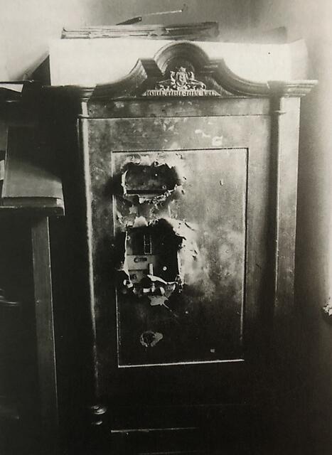 Die Unbekannten erbeuteten beim Einbruch 5.000 Schilling. | Foto: Chronik der Stadt Ried