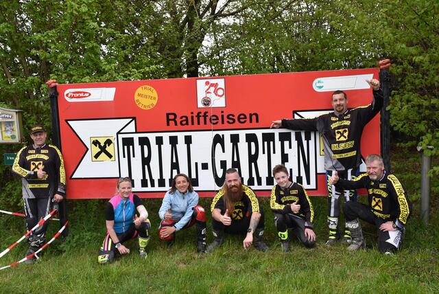 Die erfolgreichen Trial-Cracks des MC Laakirchen Trialgarten Teams.