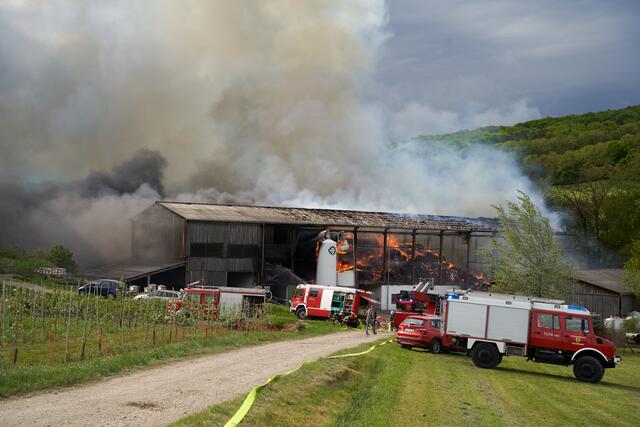 Der Bauernhof wurde ein Opfer der Flammen.