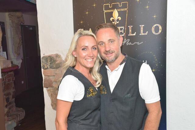 Dürfen ihre Gäste ab 19. Mai wieder willkommen heißen: Birgit &amp; Robert Neumann. | Foto: Pfister