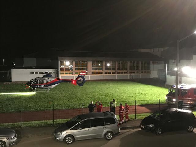 Auch mit einem Hubschrauber wurde nach der Frau gesucht.