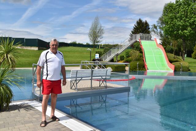 Johann Winterspacher im Freibad Steinakirchen  | Foto: Sara Handl