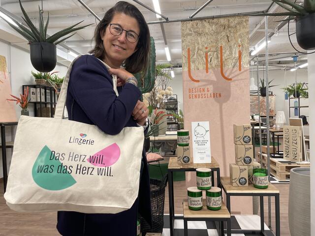 May-Britt Alróe-Fischer eröffnet mit "LiLi – Design &amp; Genussladen" ihren neuen Concept Store in der "Linzerie". | Foto: BRS/Gschwandtner