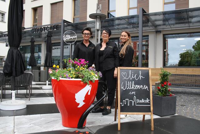 Das Team: Karin Brandstätter, Chefin Svetlana Thaler und Tochter Janine Thaler heißen ihre Gäste Willkommen. | Foto: RMK