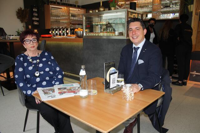 Kamen zum Opening: Gastronomie Legende Marie Thaler und FPÖ Politiker Christoph Staudacher | Foto: RMK