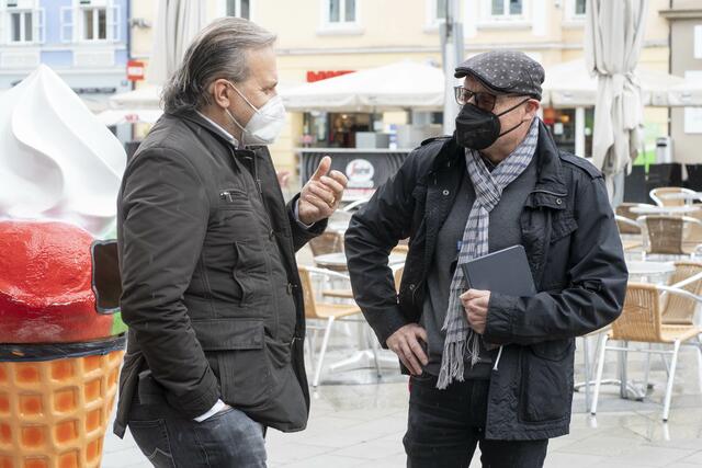Giancarlo Martini im Gespräch mit WOCHE-Redakteur Wolfgang Gaube | Foto: Klaus Pressberger