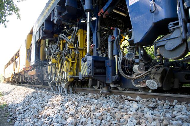 Sperre der Eisenbahnkreuzungen ist von 30.05. bis 04.06.2021, Fußgänger und Fahrradfahrer können Übergänge tagsüber nutzen. | Foto: ÖBB