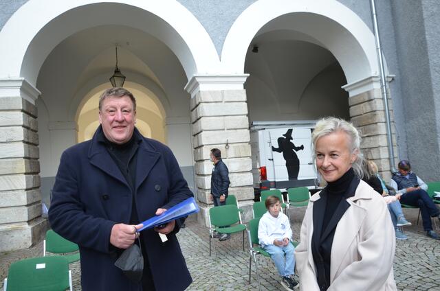 Bürgemeister Josef Jury mit Prinzipalin Angelica Ladurner