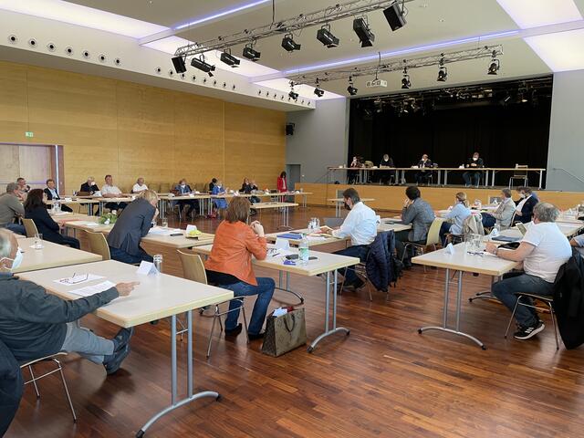 Sitzung des Braunauer Gemeinderates am 20. Mai 2020.  | Foto: Höllbacher