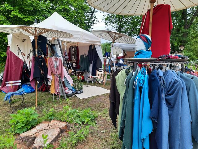 Viel Schönes für Haus, Garten und Kleiderschrank