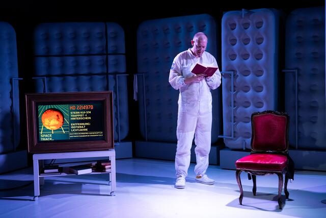 "Sterntagebücher" von Stanislaw Lem wird in Graz aufgeführt.  | Foto: Lex Carelly