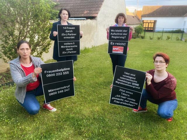 Die Bezirksfrauenvorsitzenden Elke Stifter (Hollabrunn), Claudia Musil (Mistelbach), Sabine Hofireck (Gänserndorf) und Sandra Gerbsch-Kreiner (Korneuburg). | Foto: Schingerling