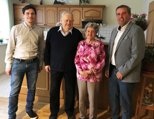Herzlichen Glückwunsch zur Eisernen Hochzeit!  | Foto: Gemeindeamt Pilgersdorf