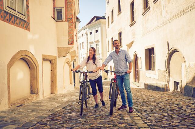 Fleißig treten und Gutscheine von Kremser Firmen finden. | Foto: Stadtmarketing Krems
