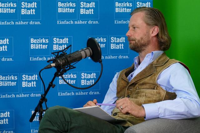 Max Mayr-Melnhof bei der Aufzeichnung des Podcasts „Einfach näher dran“. | Foto: Stefan Schubert
