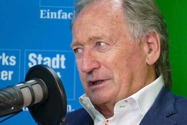 Matthias Moosleitner bei der Aufzeichnung des Podcasts „Einfach näher dran“. | Foto: Stefan Schubert