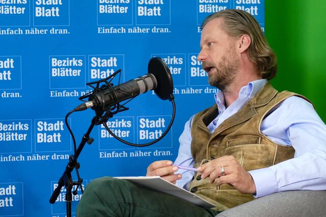 Max Mayr-Melnhof bei der Aufzeichnung des Podcasts „Einfach näher dran“. | Foto: Stefan Schubert