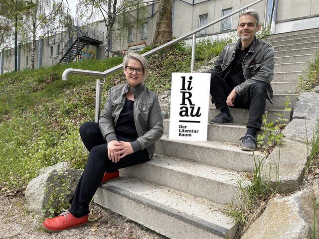 Wolfgang Mayr und Christina Gärtner haben im Frühling 2021 den Verein LIRAU - Der LiteraturRaum gegründet.  | Foto: LIRAU/S. Peterstorfer