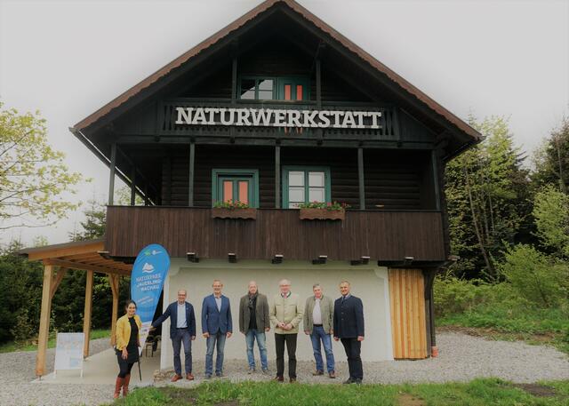 GF Mathilde Stallegger, Bgm. Andreas Nunzer, Vize Helmut Paul Wallner, Bgm. Richard Hochratner, LH-Stv. Stephan Pernkopf, Bgm. Hannes Höfinger, Bgm. Edmund Binder
 | Foto: Naturpark Jauerling-Wachau