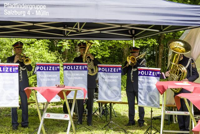 Die Polizeimusik sorgte für die Musikalische Untermalung bei der Eröffnung des Weinbaumuseums in Salzburg.