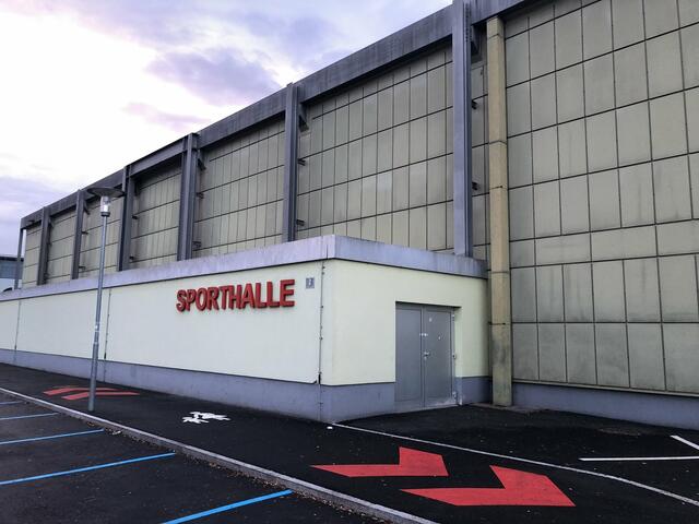 Nicht nur die Voitsberger Sporthalle ist in die Jahre gekommen, auch die in Bärnbach und Köflach | Foto: Almer