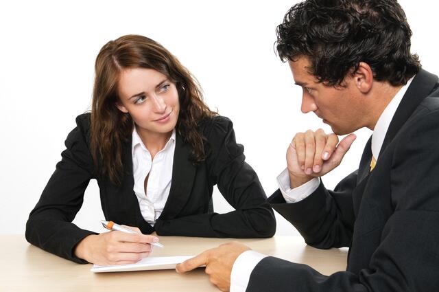 Unternehmensberater liefern für Entscheidungsgrundlagen und begleiten Unternehmer auch in wirtschaftlich schwierigen Zeiten. | Foto: MaFiFo/Fotolia