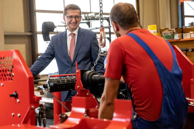 Wirtschafts-Landesrat Markus Achleitner: Oberösterreich geht mit einem Pilotprojekt in Kirchdorf bewusst neue Wege zur Fachkräftesicherung. | Foto: Land OÖ