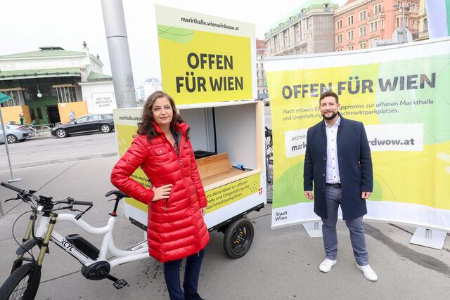 Stadträtin Ulli Sima (SPÖ), will eine Markthalle am Naschmarkt-Parkplatz. Mariahilfs Bezirksvorsteher Markus Rumelhart (SPÖ) will die beste Lösung für Anrainerinnen und Anrainer. | Foto: BV6