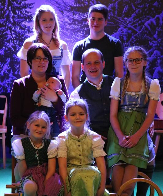 Sechsfach-Papa Martin im Kreis seiner Liebsten. | Foto: privat
