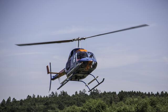 Die E-Bikerin aus dem Bezirk Braunau erlitt schwere Verletzungen und wurde mit dem Rettungshubschrauber ins LKH Salzburg geflogen. | Foto: panthermedia / Dr-Lange (Symbolfoto)