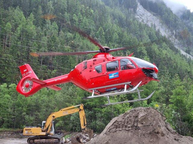 Zu einem Kajakunfall wurde heute ein großes Aufgebot von Einsatzkräften gerufen. | Foto: FF Umhausen