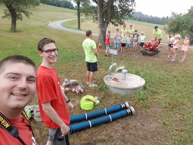 Die Motivation des Nachwuchses liegt Martin am Herzen, hier etwa bei der Feuerwehr. | Foto: FF Münzbach