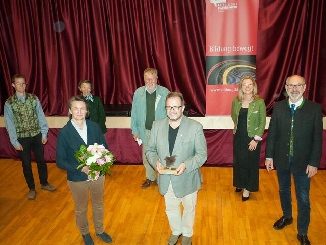 Johannes Fürstaller, Martina Gersdorfer, Ernestine Brunnauer, Stefan Djundja, Günter Ketterer, Elke Peteani (Regionalbegleiterin Katholisches Bildungswerk Salzburg) und Andreas Gutenthaler. | Foto: Katholisches Bildungswerk Salzburg