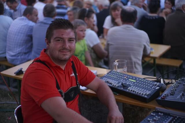 Sein Know-how bei Ton- und Lichttechnik ist überall gefragt. | Foto: Musikverein Münzbach