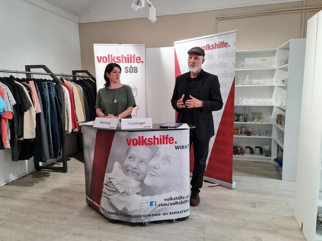 Tanja Wehsely und Erich Fenninger präsentierten die Ergebnisse der Befragung. | Foto: Farrukhruz Nozimov