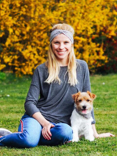 Gründerin Carola Alfery mit Hund Filou | Foto: Privat