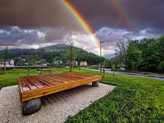 Heiße Sommertemperaturen verwöhnen unser Land. Doch die feucht-labile Luft sorgt für heftige Gewitter Aktuell gibt es eine Wetterwarnung für vier Bundesländer. Hier am Bild: Impressionen nach einem kurzen Sommergewitter mit Regenbogen in St.Gertraud.