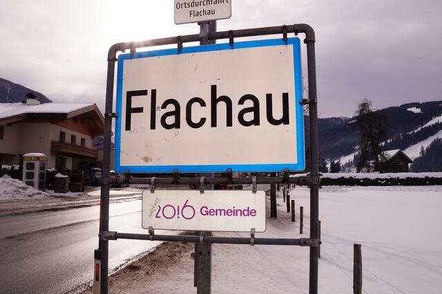 Die Salzburger Steuerfahndung machte bei Hausdurchsuchungen bei den Betreibern eines großen Apres Ski-Lokals in Flachau (Pongau) einen Treffer.