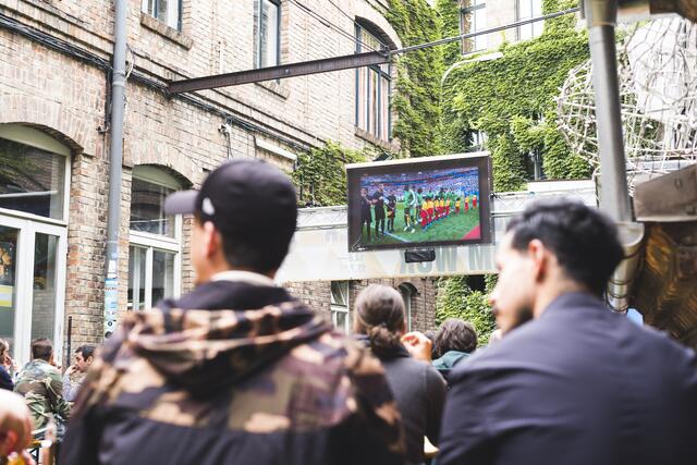 Das EM-Quartier im Innenhof des WUK steht bereit. | Foto: Nikolaus Ostermann