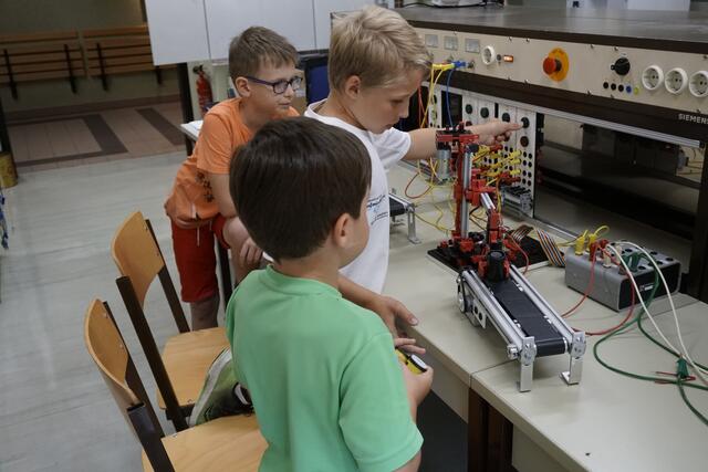 Die HTL Waidhofen als Technikparadies für kleine Tüftler | Foto: netforfuture GmbH