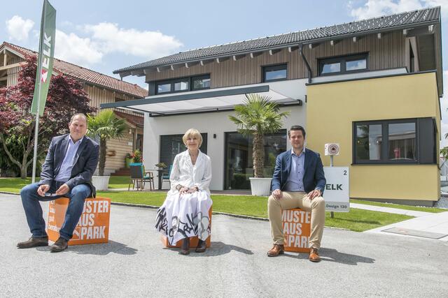 Jakob Reiter, GF Musterhauspark, Helene Karmasin, Meinungsforscherin und Thomas Scheriau, GF von ELK.