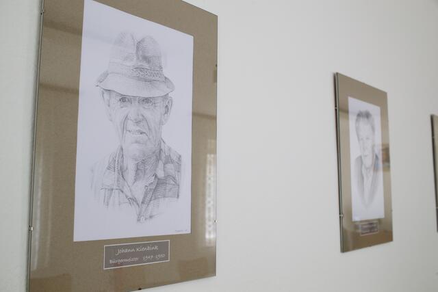 Verdienter Bürgermeister mit Hut in der Nachkriegszeit.