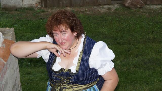 Gstanzl Königin Renate Maier aus Bayern zu Gast in Pabneukirchen am 25. Juli beim Open Air.